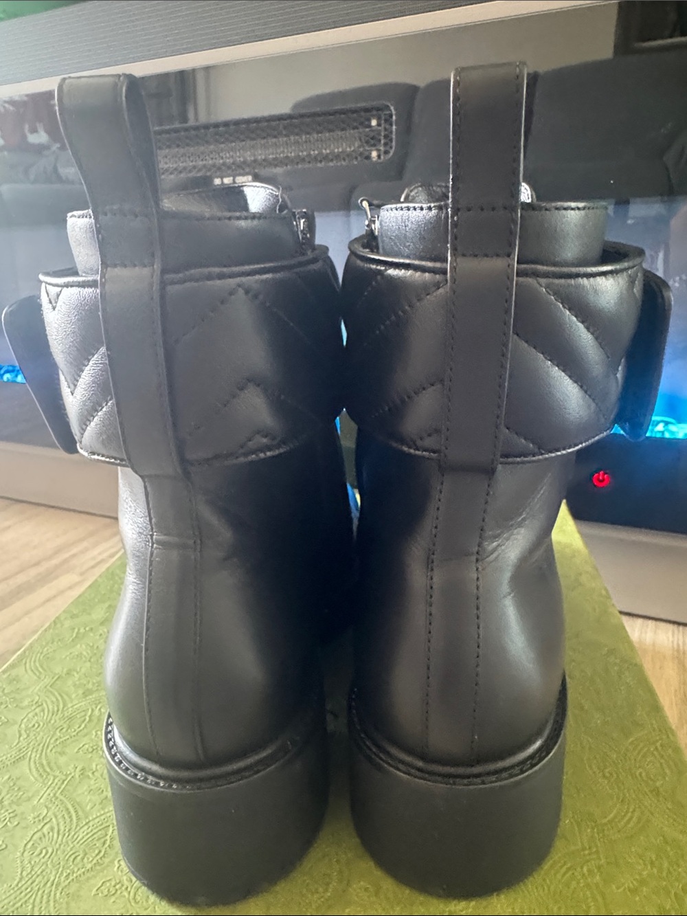 Gucci Logo plaque Lace- up Ankle Boots - Picture 11 of 11